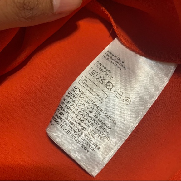 H&M Orange Blouse/ Top with Ruffle Sleeves. Size 4. Like New! Great Condition! - Picture 2 of 9